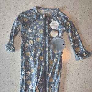NWT Milkberry Bamboo Floral Baby Onesie 3-6m